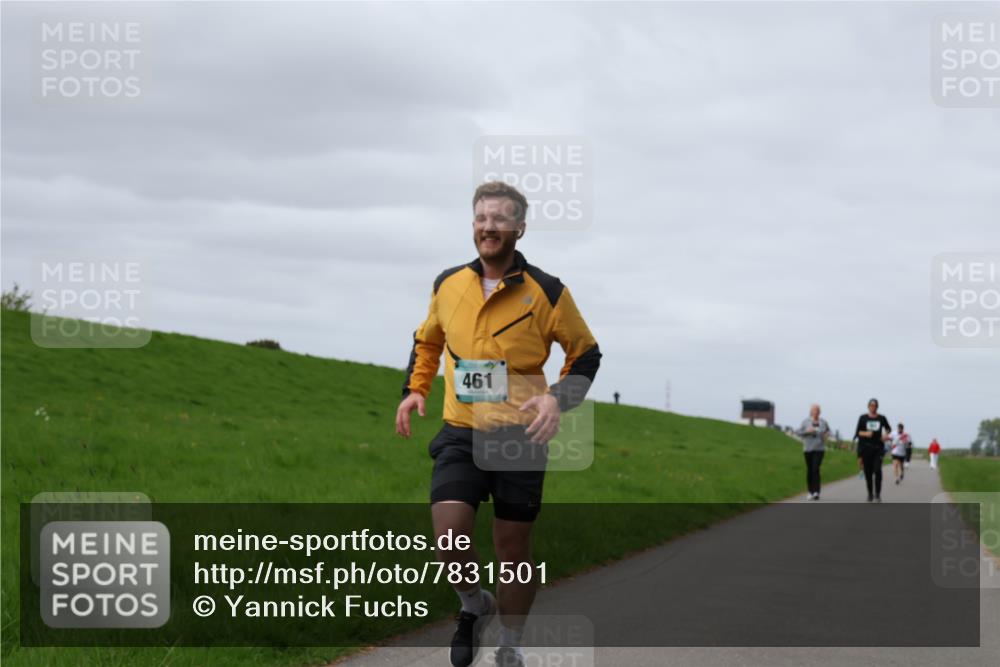 04.05.2025 - 8. Wedeler Halbmarathon Yannick Fuchs http://msf.ph/oto/7831501 04.05.2025 11:40:31 Laufen 461 meine-sportfotos.de