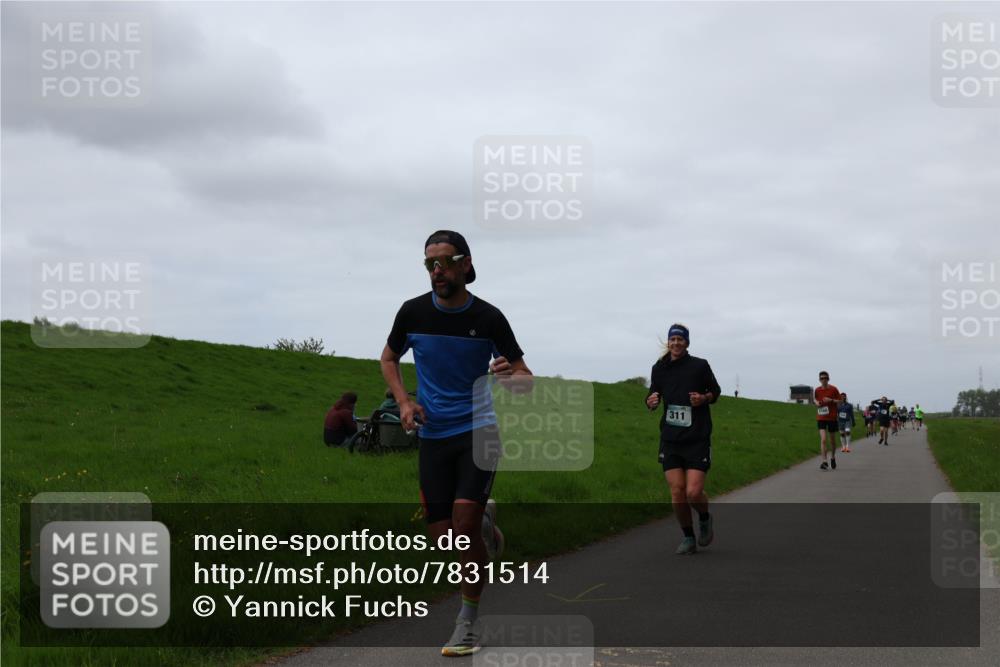 04.05.2025 - 8. Wedeler Halbmarathon Yannick Fuchs http://msf.ph/oto/7831514 04.05.2025 11:20:24 Laufen 311 meine-sportfotos.de