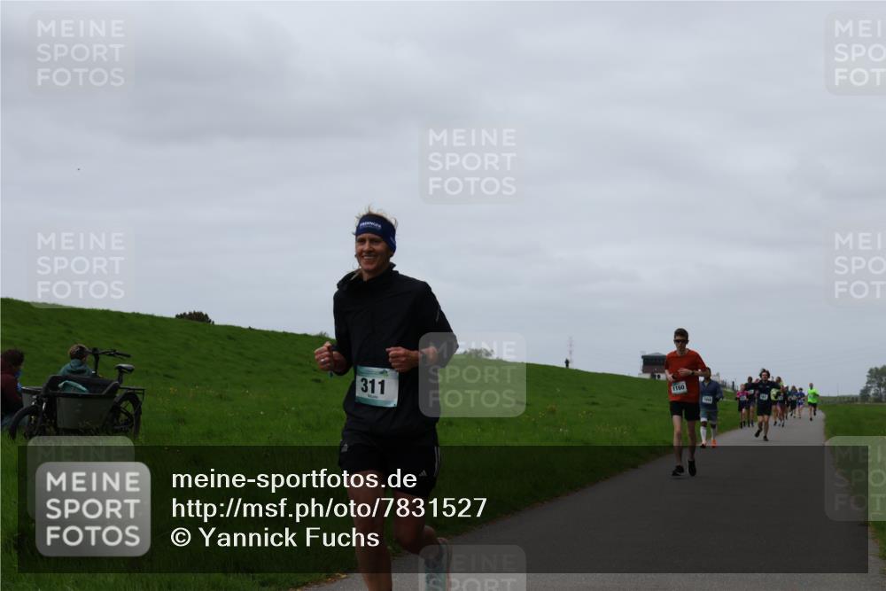 04.05.2025 - 8. Wedeler Halbmarathon Yannick Fuchs http://msf.ph/oto/7831527 04.05.2025 11:20:24 Laufen 311, 1160 meine-sportfotos.de