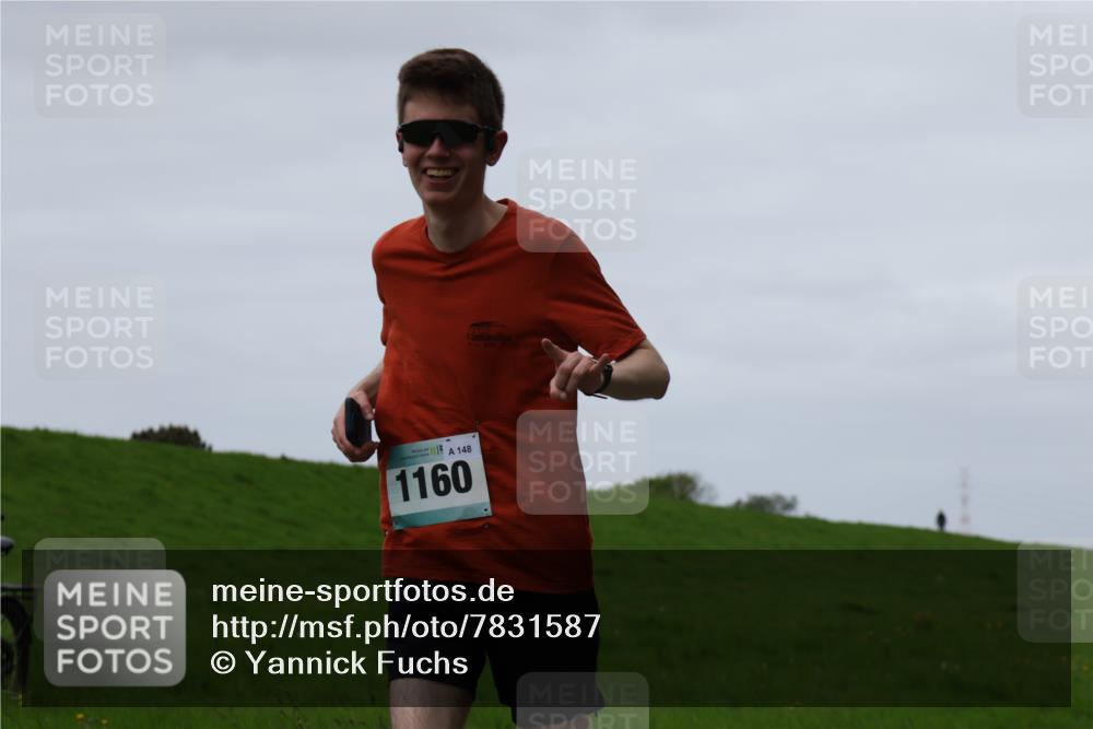 04.05.2025 - 8. Wedeler Halbmarathon Yannick Fuchs http://msf.ph/oto/7831587 04.05.2025 11:20:29 Laufen 148, 1160 meine-sportfotos.de