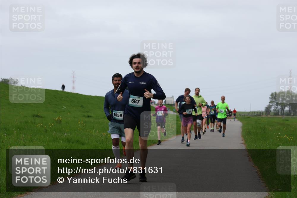 04.05.2025 - 8. Wedeler Halbmarathon Yannick Fuchs http://msf.ph/oto/7831631 04.05.2025 11:20:32 Laufen 1059, 687, 579 meine-sportfotos.de