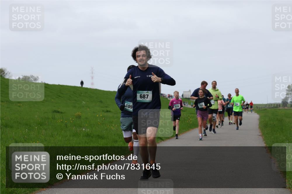04.05.2025 - 8. Wedeler Halbmarathon Yannick Fuchs http://msf.ph/oto/7831645 04.05.2025 11:20:32 Laufen 105, 687, 579, 155, 846 meine-sportfotos.de