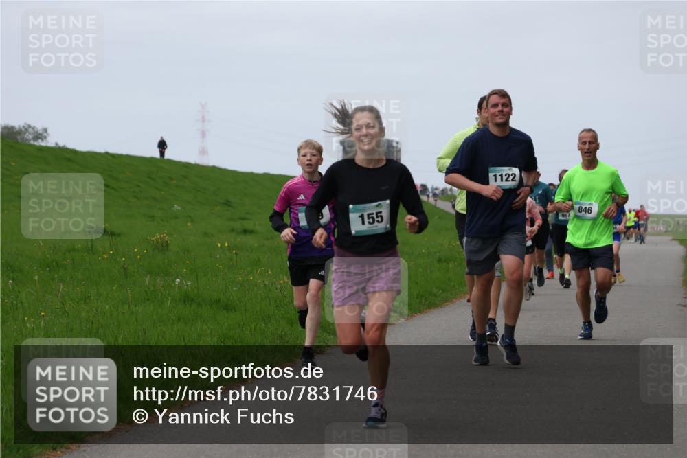04.05.2025 - 8. Wedeler Halbmarathon Yannick Fuchs http://msf.ph/oto/7831746 04.05.2025 11:20:37 Laufen 155, 1122, 967, 846 meine-sportfotos.de