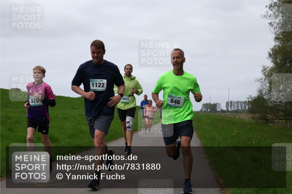 04.05.2025 - 8. Wedeler Halbmarathon Yannick Fuchs http://msf.ph/oto/7831880 04.05.2025 11:20:42 Laufen 579, 1122, 1053, 846 meine-sportfotos.de