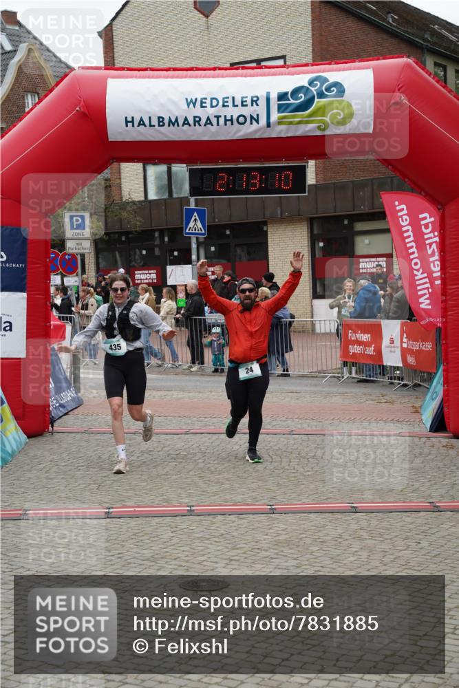 04.05.2025 - 8. Wedeler Halbmarathon Felixshl http://msf.ph/oto/7831885 04.05.2025 12:13:08 Ziel 24, 272, 435 meine-sportfotos.de