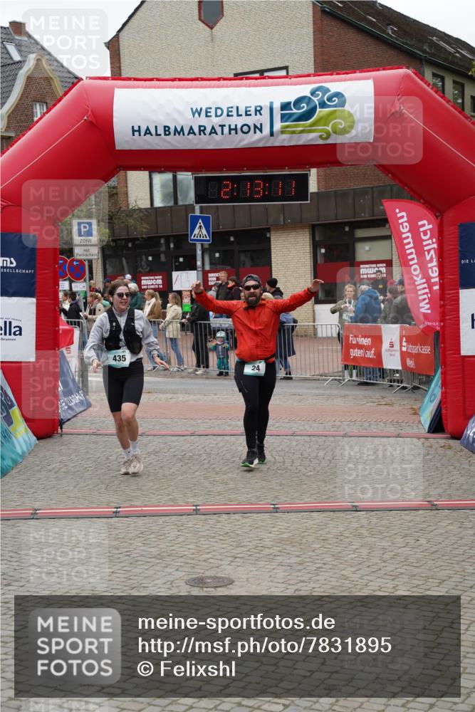 04.05.2025 - 8. Wedeler Halbmarathon Felixshl http://msf.ph/oto/7831895 04.05.2025 12:13:08 Ziel 24, 272, 435 meine-sportfotos.de