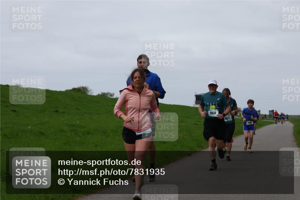 04.05.2025 - 8. Wedeler Halbmarathon Yannick Fuchs http://msf.ph/oto/7831935 04.05.2025 11:20:45 Laufen 2025, 968, 967, 446 meine-sportfotos.de