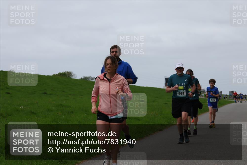 04.05.2025 - 8. Wedeler Halbmarathon Yannick Fuchs http://msf.ph/oto/7831940 04.05.2025 11:20:45 Laufen 8116, 968, 446 meine-sportfotos.de