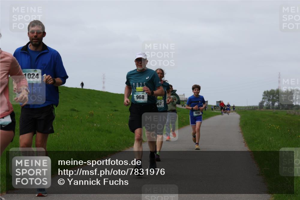 04.05.2025 - 8. Wedeler Halbmarathon Yannick Fuchs http://msf.ph/oto/7831976 04.05.2025 11:20:47 Laufen 1024, 968, 967, 446 meine-sportfotos.de