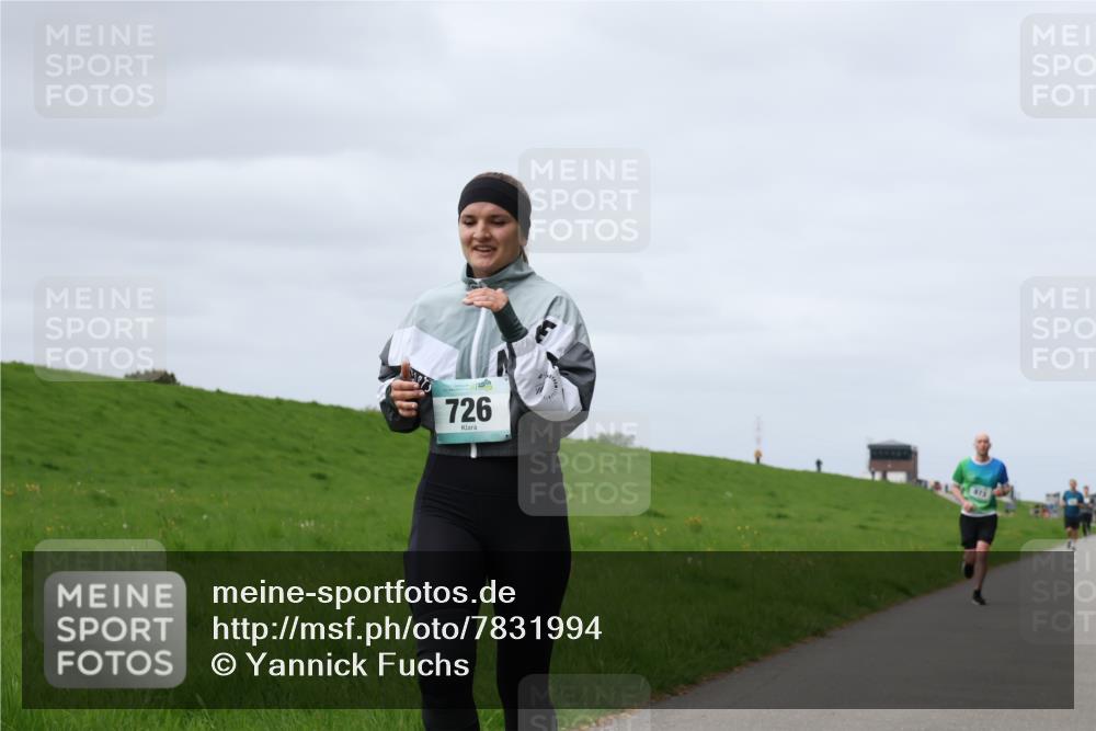 04.05.2025 - 8. Wedeler Halbmarathon Yannick Fuchs http://msf.ph/oto/7831994 04.05.2025 11:40:57 Laufen 726 meine-sportfotos.de