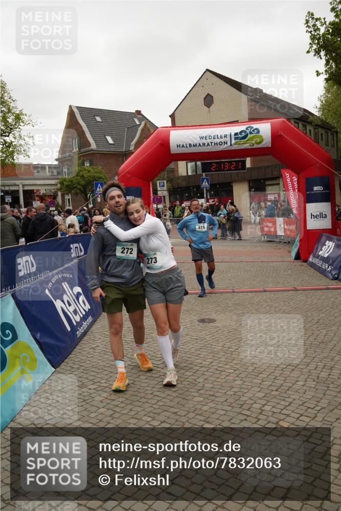 04.05.2025 - 8. Wedeler Halbmarathon Felixshl http://msf.ph/oto/7832063 04.05.2025 12:13:19 Ziel 273, 415 meine-sportfotos.de