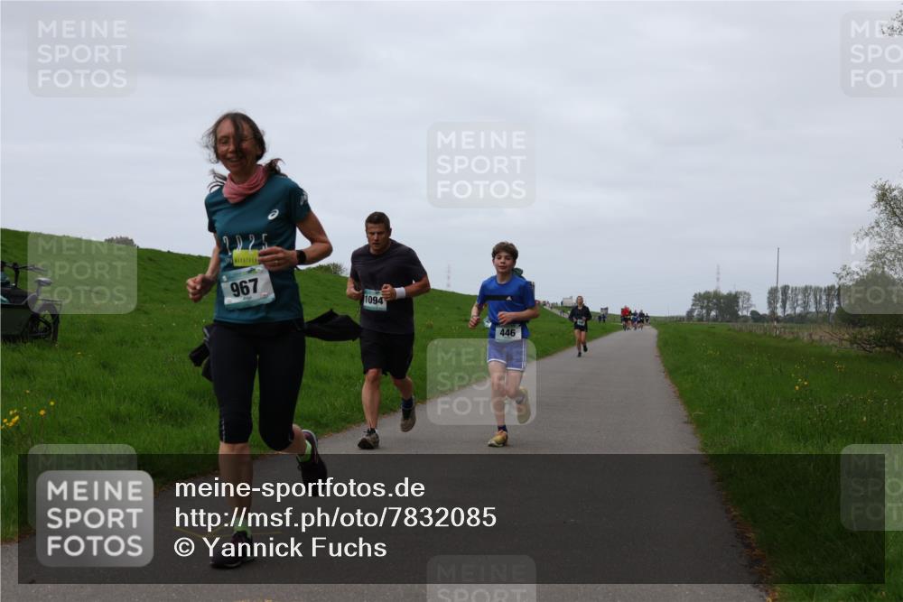 04.05.2025 - 8. Wedeler Halbmarathon Yannick Fuchs http://msf.ph/oto/7832085 04.05.2025 11:20:50 Laufen 2225, 967, 1094, 446 meine-sportfotos.de