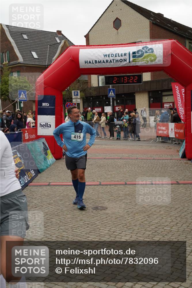 04.05.2025 - 8. Wedeler Halbmarathon Felixshl http://msf.ph/oto/7832096 04.05.2025 12:13:20 Ziel 415 meine-sportfotos.de