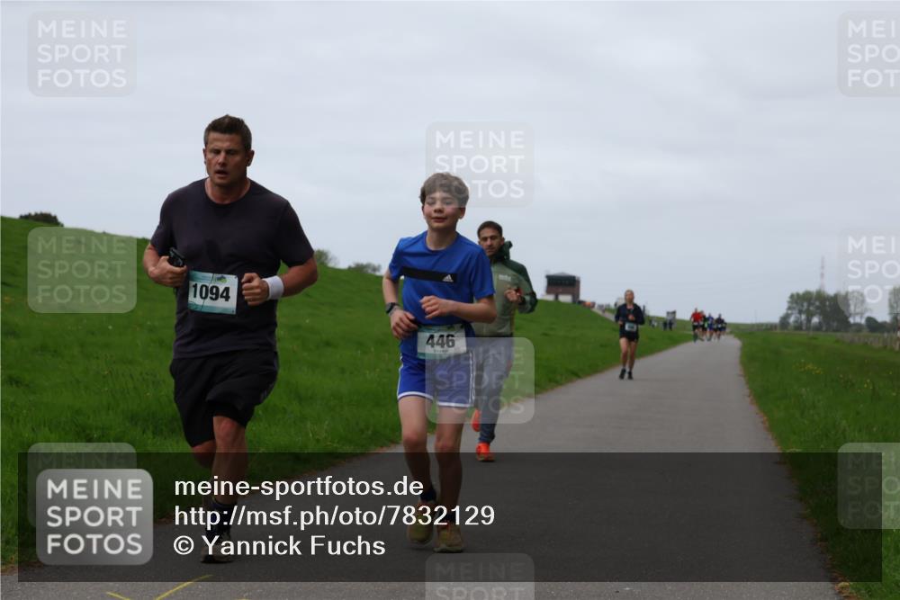 04.05.2025 - 8. Wedeler Halbmarathon Yannick Fuchs http://msf.ph/oto/7832129 04.05.2025 11:20:51 Laufen 1094, 446 meine-sportfotos.de