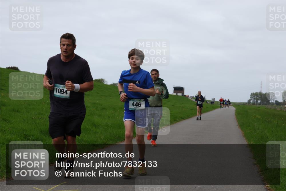 04.05.2025 - 8. Wedeler Halbmarathon Yannick Fuchs http://msf.ph/oto/7832133 04.05.2025 11:20:51 Laufen 1094, 446 meine-sportfotos.de