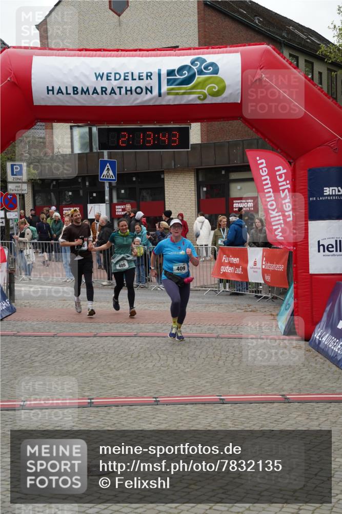04.05.2025 - 8. Wedeler Halbmarathon Felixshl http://msf.ph/oto/7832135 04.05.2025 12:13:41 Ziel 404, 405, 409 meine-sportfotos.de