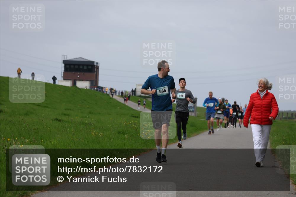 04.05.2025 - 8. Wedeler Halbmarathon Yannick Fuchs http://msf.ph/oto/7832172 04.05.2025 11:41:07 Laufen 585, 168 meine-sportfotos.de