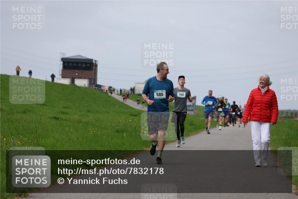 04.05.2025 - 8. Wedeler Halbmarathon Yannick Fuchs http://msf.ph/oto/7832178 04.05.2025 11:41:08 Laufen 585, 168 meine-sportfotos.de