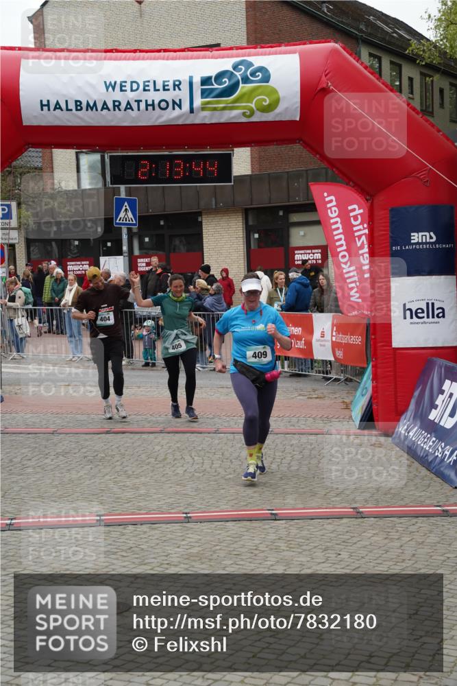 04.05.2025 - 8. Wedeler Halbmarathon Felixshl http://msf.ph/oto/7832180 04.05.2025 12:13:41 Ziel 404, 405, 409 meine-sportfotos.de