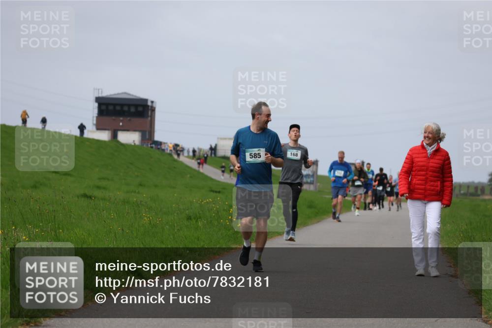 04.05.2025 - 8. Wedeler Halbmarathon Yannick Fuchs http://msf.ph/oto/7832181 04.05.2025 11:41:08 Laufen 585, 168 meine-sportfotos.de