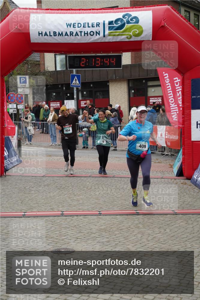 04.05.2025 - 8. Wedeler Halbmarathon Felixshl http://msf.ph/oto/7832201 04.05.2025 12:13:42 Ziel 404, 405, 409 meine-sportfotos.de