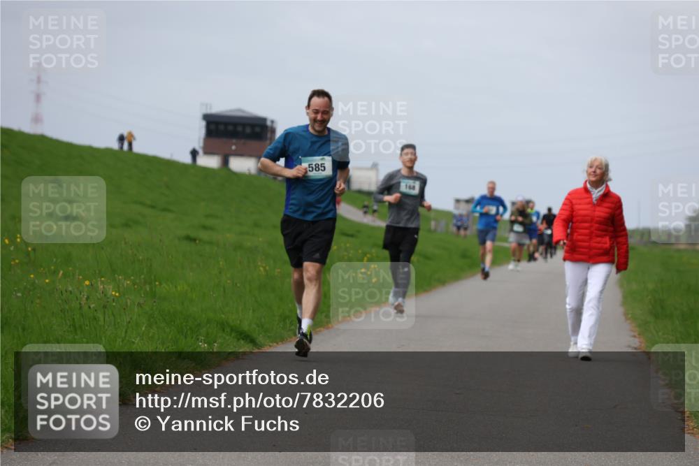 04.05.2025 - 8. Wedeler Halbmarathon Yannick Fuchs http://msf.ph/oto/7832206 04.05.2025 11:41:10 Laufen 585, 164 meine-sportfotos.de