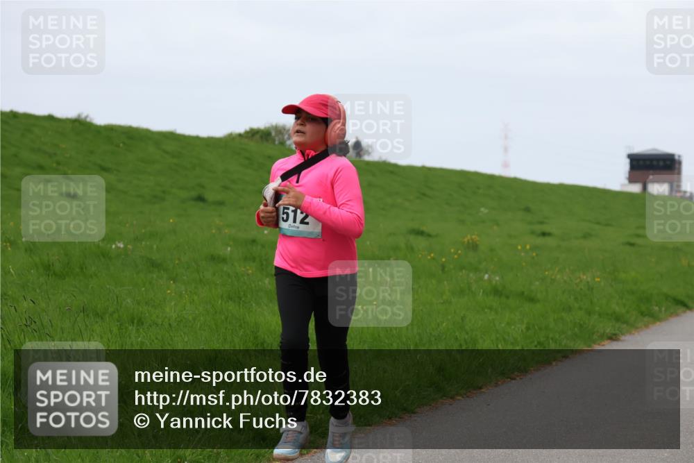 04.05.2025 - 8. Wedeler Halbmarathon Yannick Fuchs http://msf.ph/oto/7832383 04.05.2025 11:21:09 Laufen 512, 155 meine-sportfotos.de