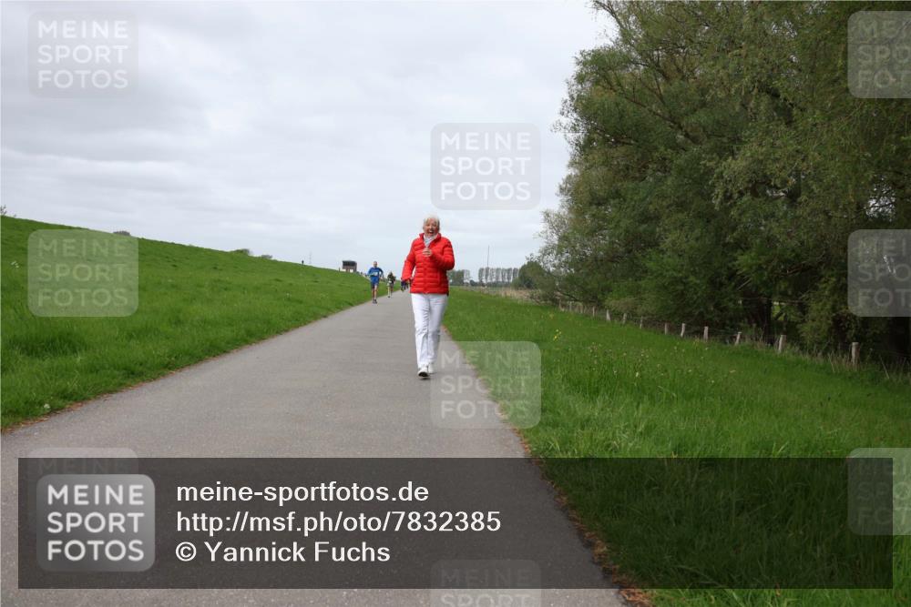 04.05.2025 - 8. Wedeler Halbmarathon Yannick Fuchs http://msf.ph/oto/7832385 04.05.2025 11:41:22 Laufen  meine-sportfotos.de