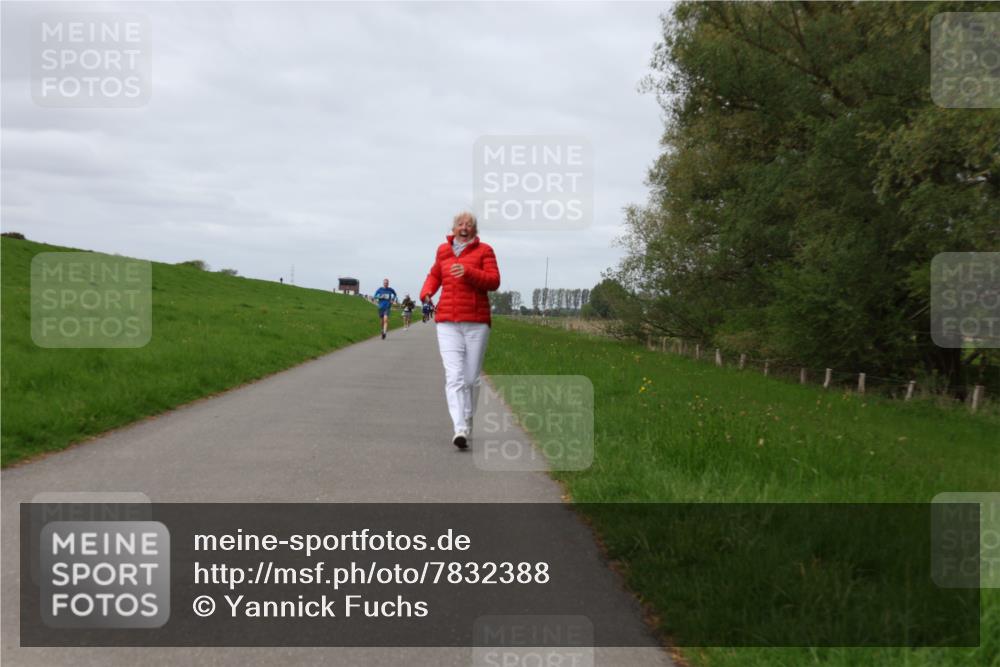 04.05.2025 - 8. Wedeler Halbmarathon Yannick Fuchs http://msf.ph/oto/7832388 04.05.2025 11:41:22 Laufen  meine-sportfotos.de