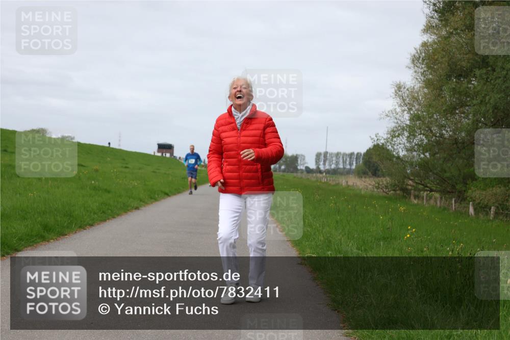 04.05.2025 - 8. Wedeler Halbmarathon Yannick Fuchs http://msf.ph/oto/7832411 04.05.2025 11:41:23 Laufen  meine-sportfotos.de