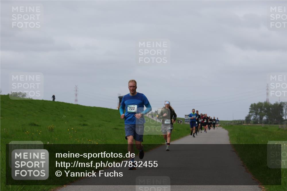 04.05.2025 - 8. Wedeler Halbmarathon Yannick Fuchs http://msf.ph/oto/7832455 04.05.2025 11:41:26 Laufen 722, 1013 meine-sportfotos.de