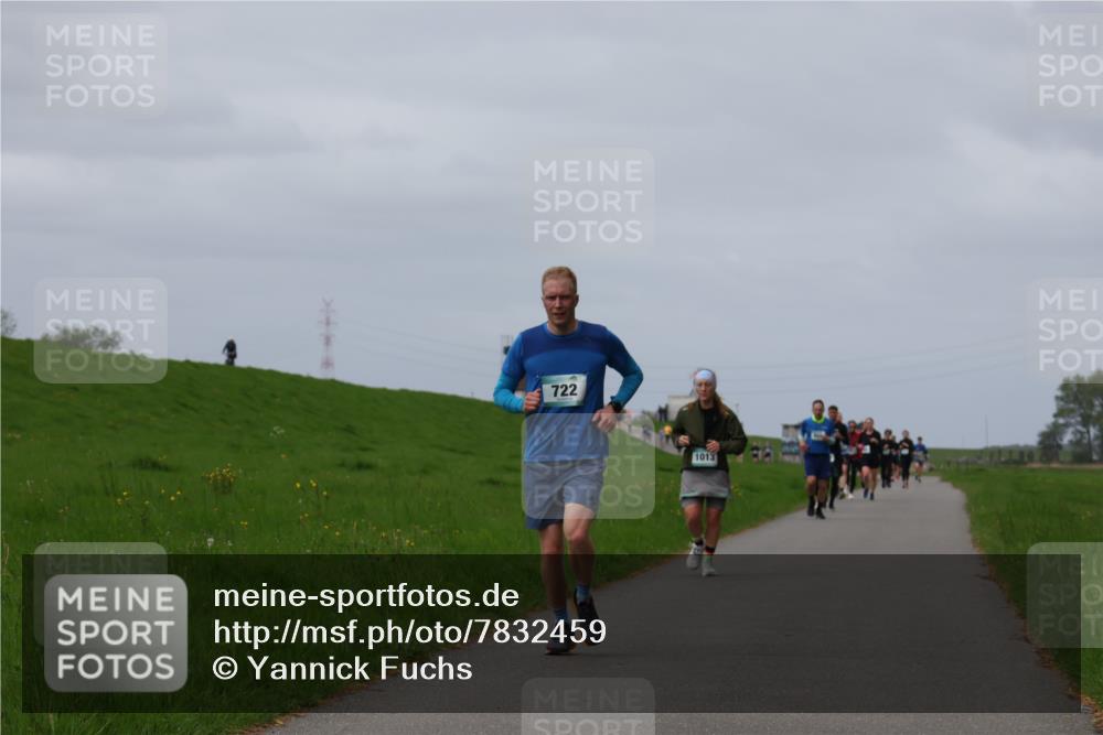 04.05.2025 - 8. Wedeler Halbmarathon Yannick Fuchs http://msf.ph/oto/7832459 04.05.2025 11:41:27 Laufen 722, 1013 meine-sportfotos.de