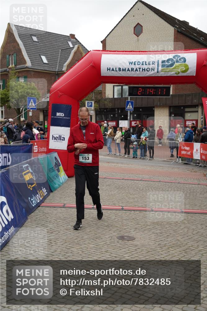 04.05.2025 - 8. Wedeler Halbmarathon Felixshl http://msf.ph/oto/7832485 04.05.2025 12:14:09 Ziel 153 meine-sportfotos.de