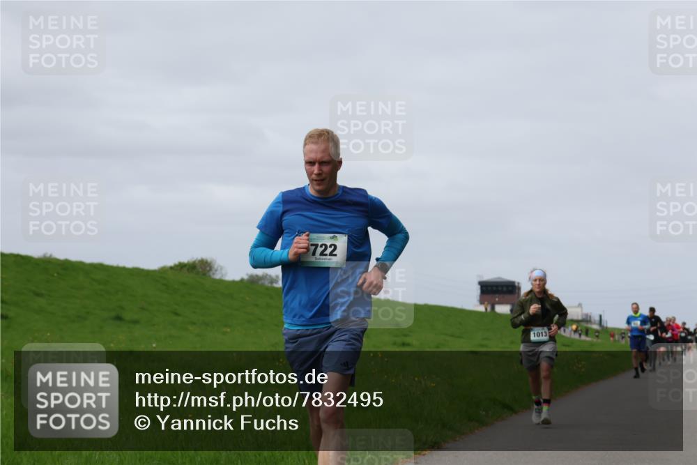 04.05.2025 - 8. Wedeler Halbmarathon Yannick Fuchs http://msf.ph/oto/7832495 04.05.2025 11:41:30 Laufen 722, 1013 meine-sportfotos.de