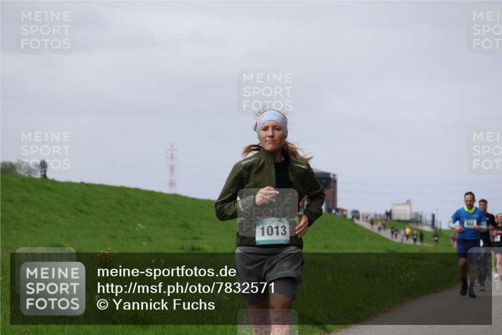 04.05.2025 - 8. Wedeler Halbmarathon Yannick Fuchs http://msf.ph/oto/7832571 04.05.2025 11:41:32 Laufen 1013 meine-sportfotos.de