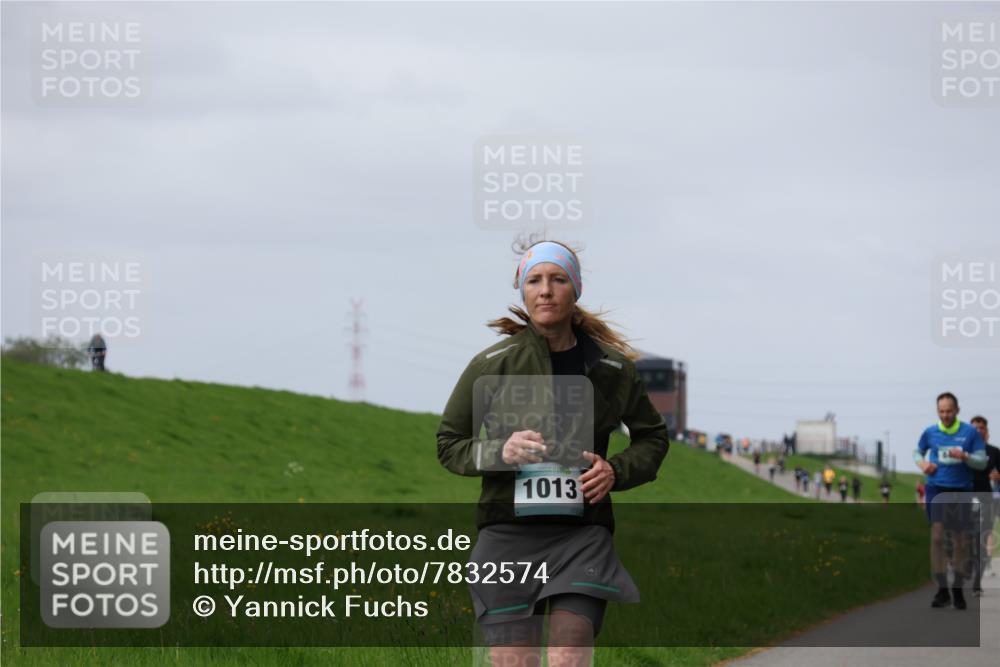 04.05.2025 - 8. Wedeler Halbmarathon Yannick Fuchs http://msf.ph/oto/7832574 04.05.2025 11:41:32 Laufen 1013 meine-sportfotos.de