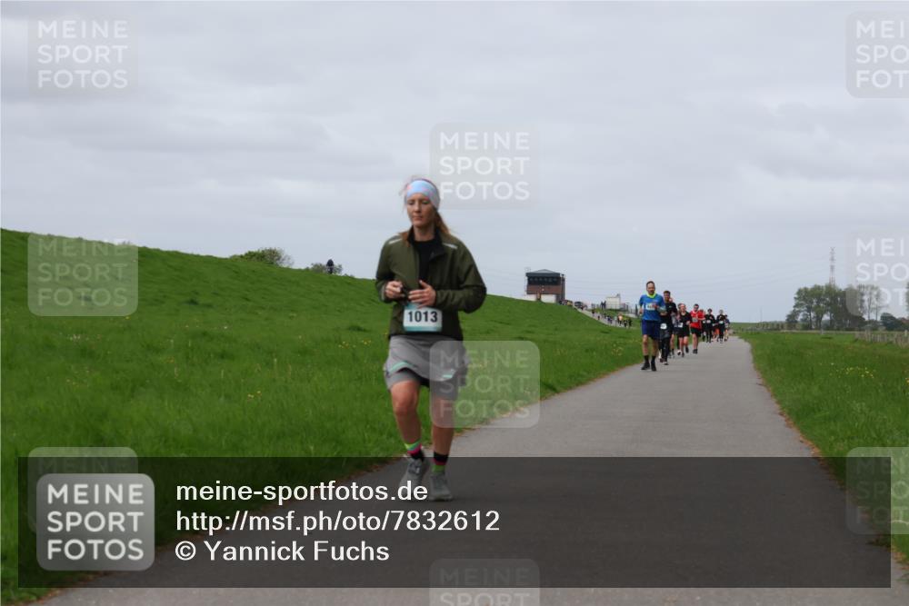 04.05.2025 - 8. Wedeler Halbmarathon Yannick Fuchs http://msf.ph/oto/7832612 04.05.2025 11:41:34 Laufen 1013 meine-sportfotos.de
