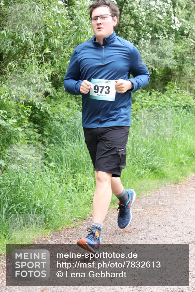 04.05.2025 - 8. Wedeler Halbmarathon Lena Gebhardt http://msf.ph/oto/7832613 04.05.2025 11:20:15 Laufen 2020, 973 meine-sportfotos.de
