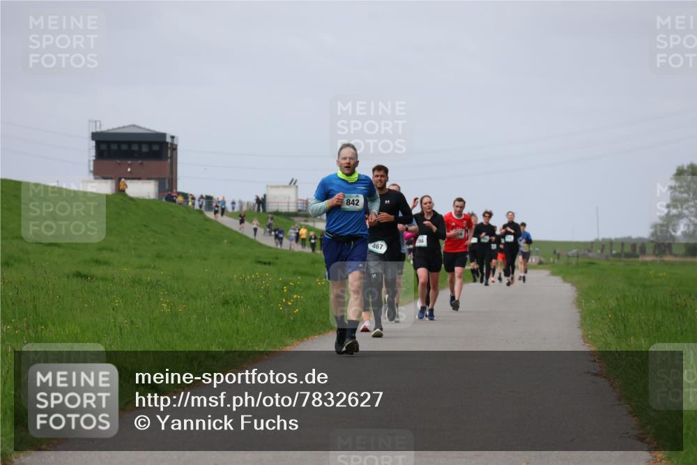 04.05.2025 - 8. Wedeler Halbmarathon Yannick Fuchs http://msf.ph/oto/7832627 04.05.2025 11:41:35 Laufen 842, 467, 198 meine-sportfotos.de