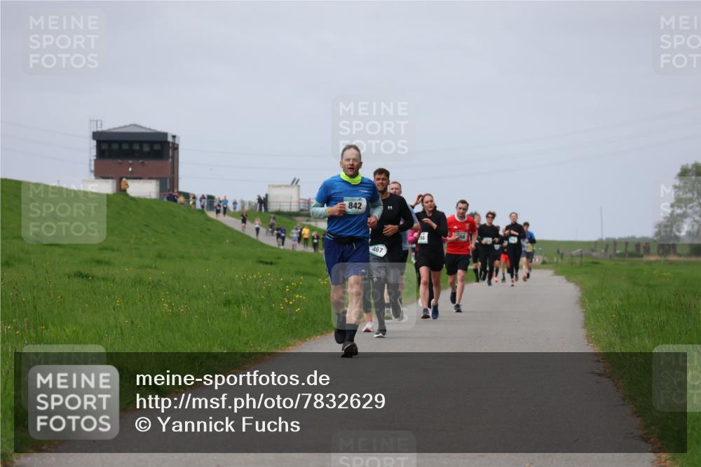 04.05.2025 - 8. Wedeler Halbmarathon Yannick Fuchs http://msf.ph/oto/7832629 04.05.2025 11:41:35 Laufen 842, 467, 98 meine-sportfotos.de