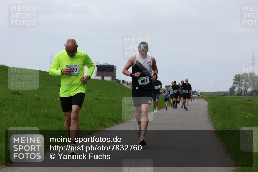 04.05.2025 - 8. Wedeler Halbmarathon Yannick Fuchs http://msf.ph/oto/7832760 04.05.2025 11:21:23 Laufen 20, 863, 22, 211 meine-sportfotos.de