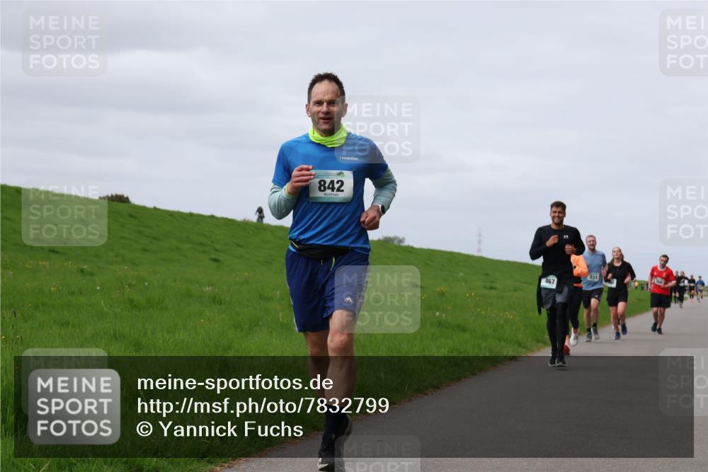 04.05.2025 - 8. Wedeler Halbmarathon Yannick Fuchs http://msf.ph/oto/7832799 04.05.2025 11:41:45 Laufen 842, 467, 233 meine-sportfotos.de
