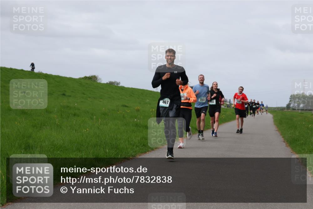 04.05.2025 - 8. Wedeler Halbmarathon Yannick Fuchs http://msf.ph/oto/7832838 04.05.2025 11:41:46 Laufen 467, 59, 233, 398 meine-sportfotos.de