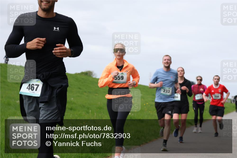 04.05.2025 - 8. Wedeler Halbmarathon Yannick Fuchs http://msf.ph/oto/7832903 04.05.2025 11:41:49 Laufen 467, 559, 233, 98 meine-sportfotos.de