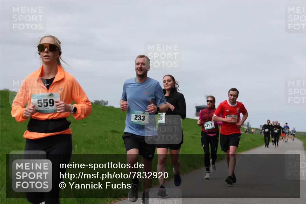04.05.2025 - 8. Wedeler Halbmarathon Yannick Fuchs http://msf.ph/oto/7832920 04.05.2025 11:41:49 Laufen 559, 233, 98, 317 meine-sportfotos.de