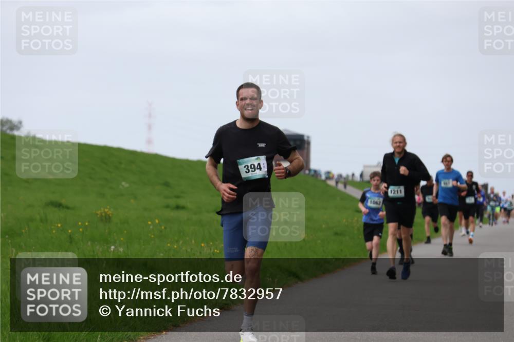 04.05.2025 - 8. Wedeler Halbmarathon Yannick Fuchs http://msf.ph/oto/7832957 04.05.2025 11:21:32 Laufen 394, 1062, 1211 meine-sportfotos.de