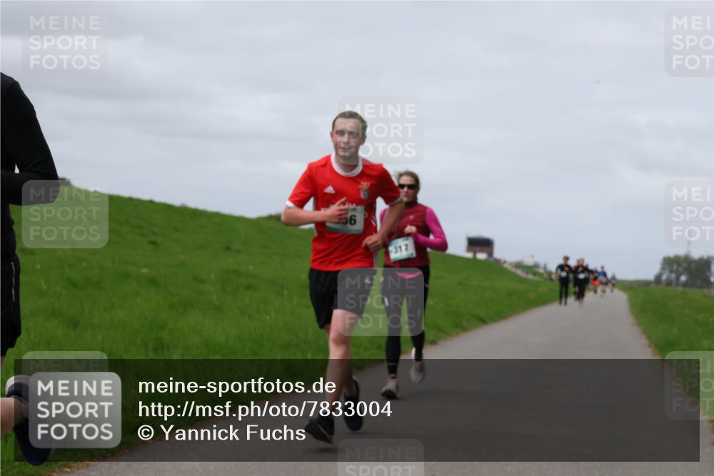 04.05.2025 - 8. Wedeler Halbmarathon Yannick Fuchs http://msf.ph/oto/7833004 04.05.2025 11:41:52 Laufen 56, 317 meine-sportfotos.de