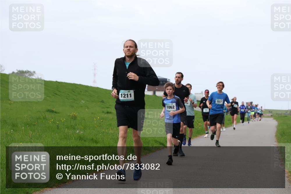 04.05.2025 - 8. Wedeler Halbmarathon Yannick Fuchs http://msf.ph/oto/7833082 04.05.2025 11:21:37 Laufen 1211, 1062, 204, 77, 557 meine-sportfotos.de