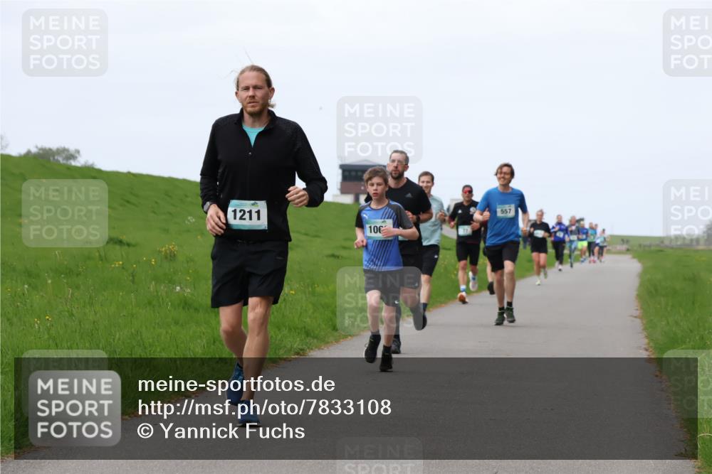 04.05.2025 - 8. Wedeler Halbmarathon Yannick Fuchs http://msf.ph/oto/7833108 04.05.2025 11:21:37 Laufen 1211, 100, 557 meine-sportfotos.de