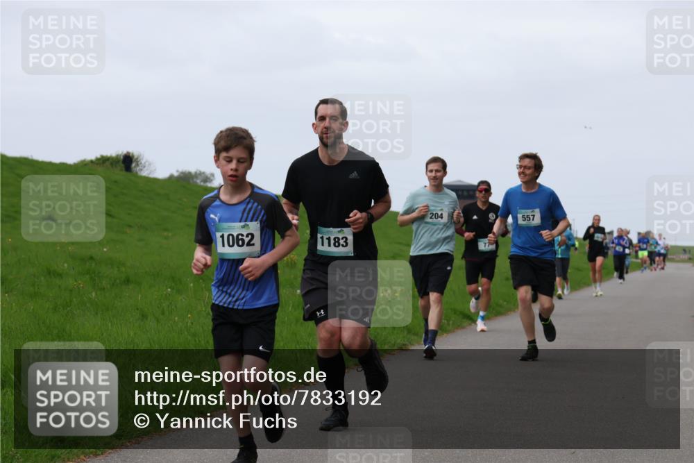 04.05.2025 - 8. Wedeler Halbmarathon Yannick Fuchs http://msf.ph/oto/7833192 04.05.2025 11:21:41 Laufen 1062, 1183, 204, 557 meine-sportfotos.de